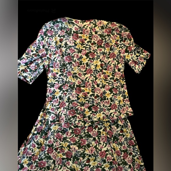 Stuart Alan Floral 2 Piece Fashion Skirt & Top Set - Picture 6 of 12